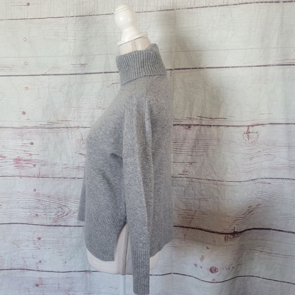 J. Crew Turtleneck in Supersoft Yarn XXS NWT - Picture 5 of 8